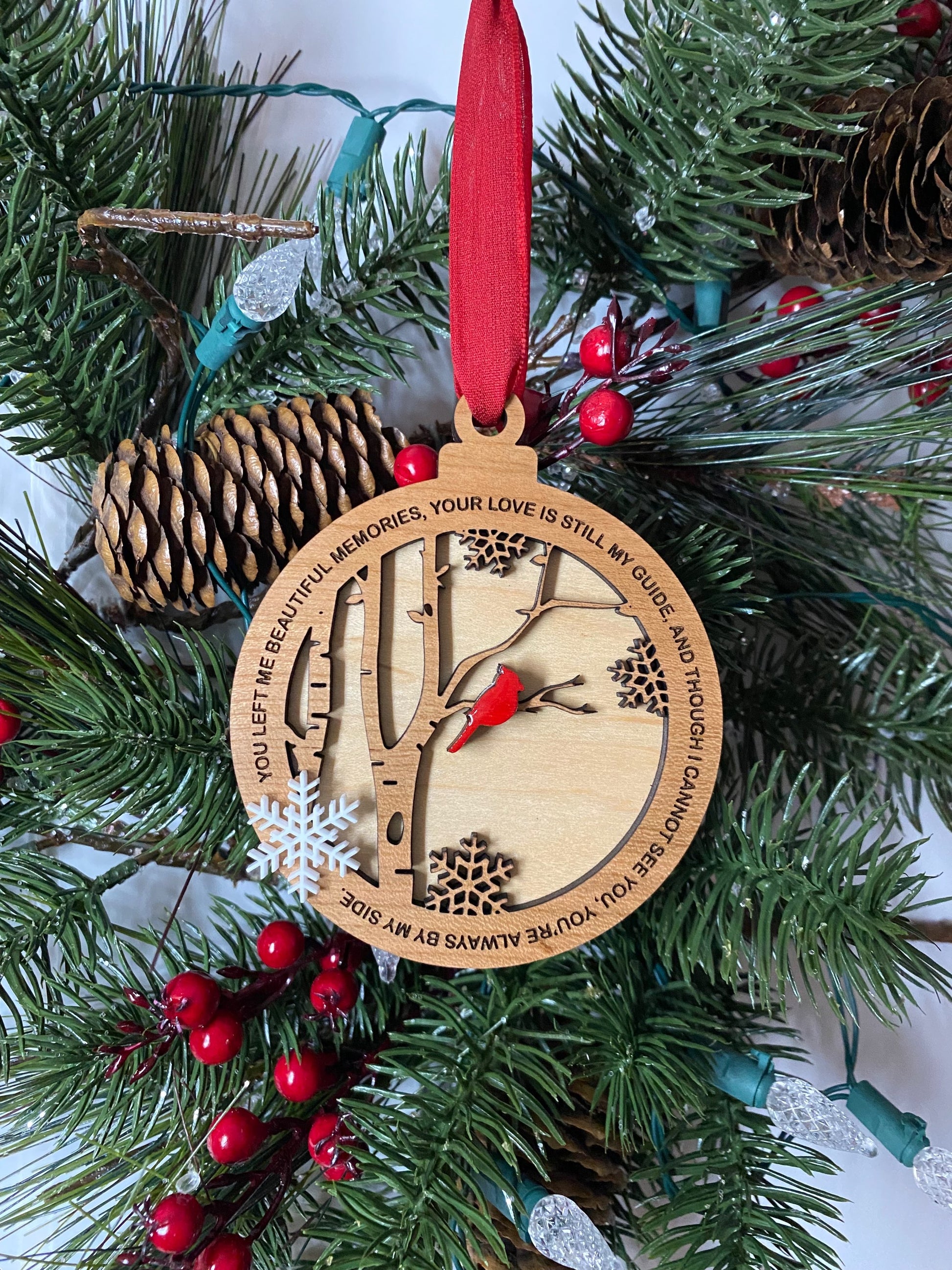 Cardinal Memorial Ornament image 0